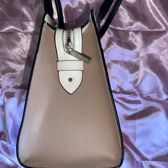 Kate Spade Black and Cream Shoulder Bag with Tan Accents - Picture 6 of 12